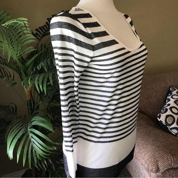 Vince gray white stripe scoop neck rayon blend pullover top - Picture 2 of 6